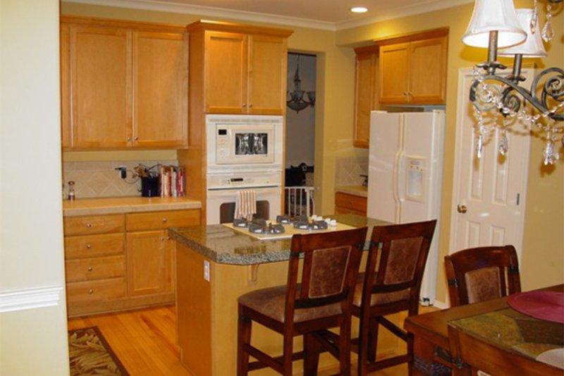 Dream House Plan - Photo 3 for Traditional House Plan #132-127 - 3 bed, 2.5 bath
