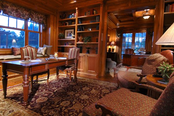 Photo 18 for Traditional House Plan #132-216 - 4 bed, 6 bath