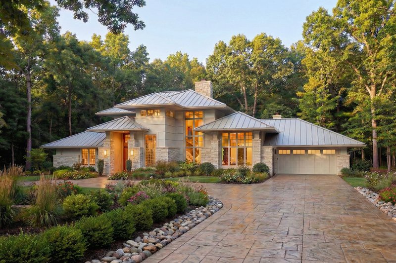 Home Plan - Prairie Exterior - Front Elevation Plan #120-117