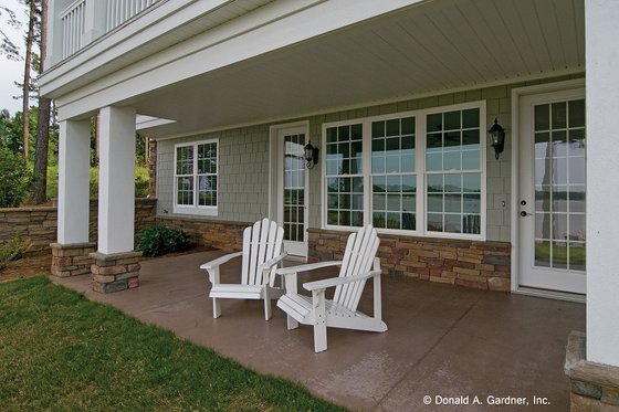 Exterior - Covered Porch for European House Plan #929-4 - 4 bed, 4 bath