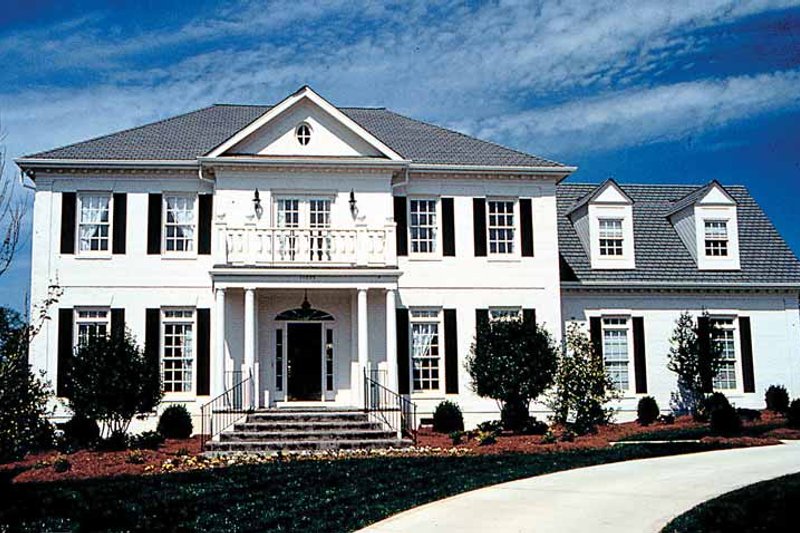 Dream House Plan - Classical Exterior - Front Elevation Plan #453-164