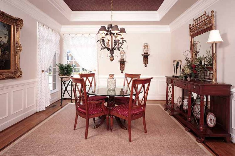 Home Plan - Interior - Dining Room for Traditional House Plan #929-177 - 4 bed, 2.5 bath