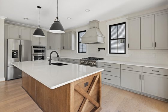 Photo 21 for Traditional House Plan #1080-2 - 5 bed, 4.5 bath