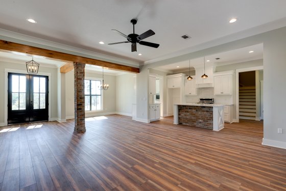 Interior - Kitchen for Farmhouse House Plan #430-164 - 3 bed, 2 bath