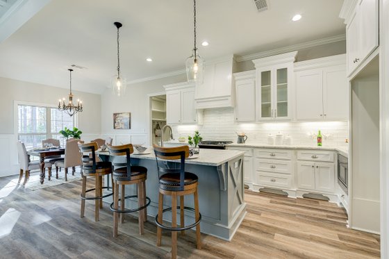 Interior - Kitchen 1 for Traditional House Plan #430-228 - 4 bed, 2 bath