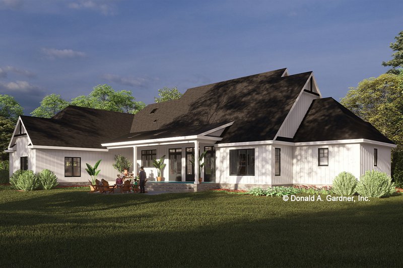House Blueprint - Exterior - Rear Elevation for Farmhouse House Plan #929-1187 - 4 bed, 3.5 bath