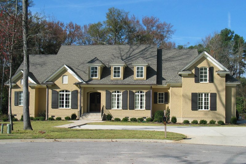 Home Plan - European Exterior - Front Elevation Plan #1054-56