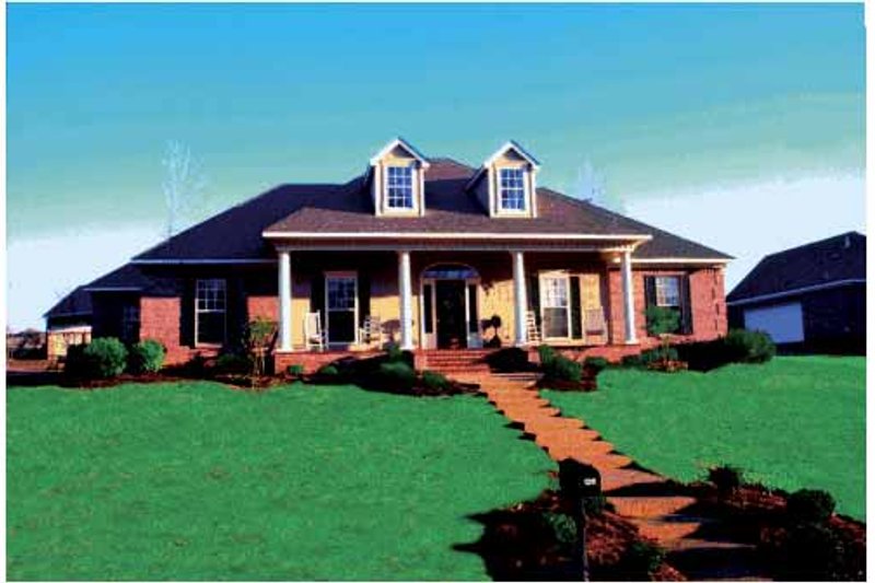 Home Plan - Classical Exterior - Front Elevation Plan #36-620