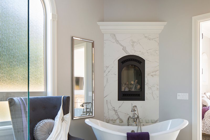House Plan Design - Interior - Master Bathroom 1 for European House Plan #48-650 - 4 bed, 4.5 bath