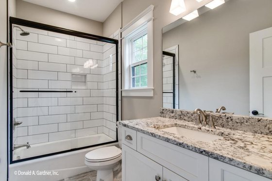 Interior - Bathroom for Craftsman House Plan #929-869 - 3 bed, 3 bath