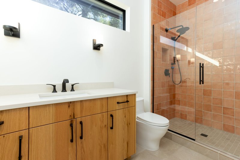 House Blueprint - Interior - Master Bathroom 3 for Contemporary House Plan #892-44 - 3 bed, 3.5 bath