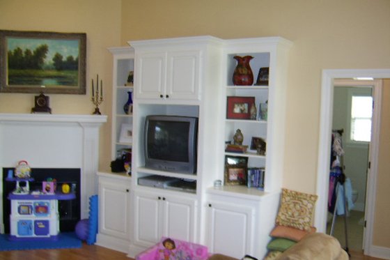 Photo 9 for European House Plan #21-201 - 4 bed, 3 bath