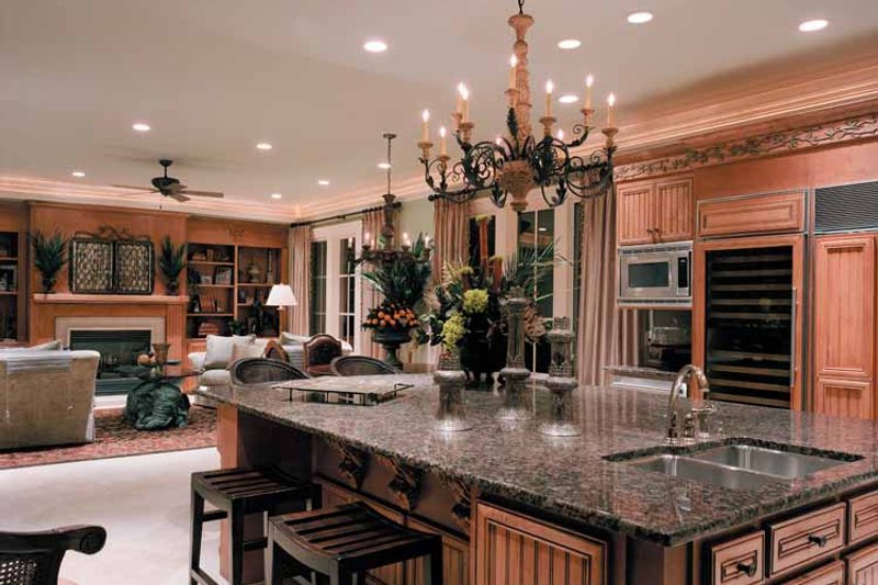 Home Plan - Interior - Kitchen for Mediterranean House Plan #453-383 - 5 bed, 5.5 bath