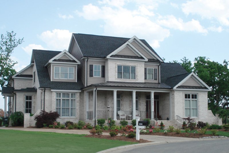 Dream House Plan - Country Exterior - Front Elevation Plan #927-260