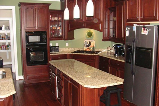 Interior - Kitchen for Colonial House Plan #927-866 - 5 bed, 4 bath