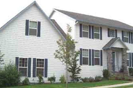 Exterior - Front Elevation for Colonial House Plan #130-120 - 4 bed, 2.5 bath