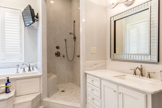 Interior - Master Bathroom 1 for Mediterranean House Plan #930-276 - 4 bed, 4.5 bath