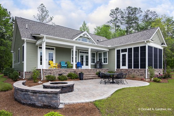 Exterior - Rear Elevation 1 for Ranch House Plan #929-1005 - 4 bed, 3 bath