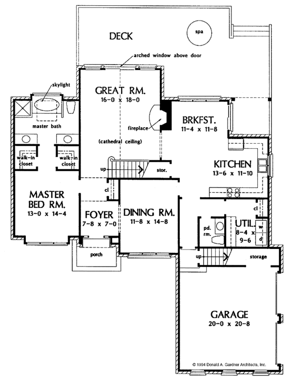 Dream House Plan - Traditional Floor Plan - Main Floor Plan #929-183