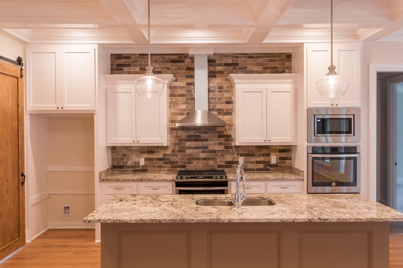Dream House Plan - Interior - Kitchen for European House Plan #430-103 - 4 bed, 2.5 bath