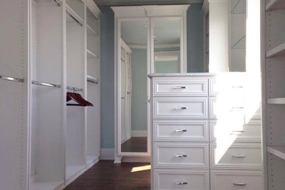 Interior - Bedroom for Southern House Plan #437-57 - 3 bed, 3.5 bath