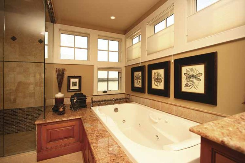 Home Plan - Interior - Bathroom for Craftsman House Plan #132-485 - 4 bed, 4.5 bath