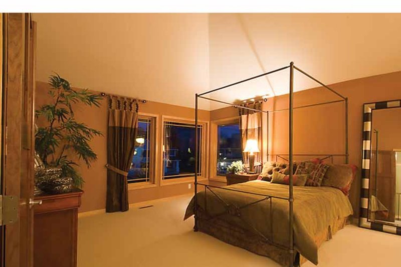 Dream House Plan - Interior - Master Bedroom for Prairie House Plan #51-1126 - 3 bed, 2.5 bath