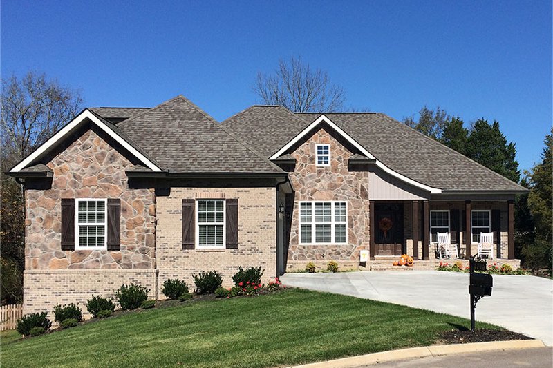 House Blueprint - Exterior - Front Elevation 3 for Craftsman House Plan #927-566 - 3 bed, 2.5 bath