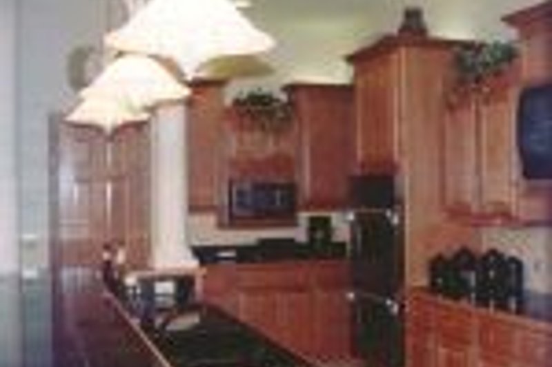 Dream House Plan - Photo 9 for European House Plan #119-240 - 4 bed, 3.5 bath