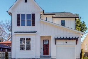 Farmhouse Exterior - Front Elevation Plan #1085-9