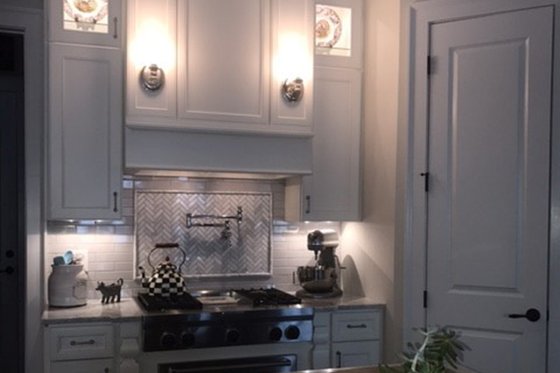 Interior - Kitchen 1 for Country House Plan #437-80 - 4 bed, 3.5 bath