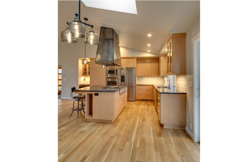Architectural House Design - Interior - Kitchen 1 for Ranch House Plan #124-983 - 3 bed, 2 bath