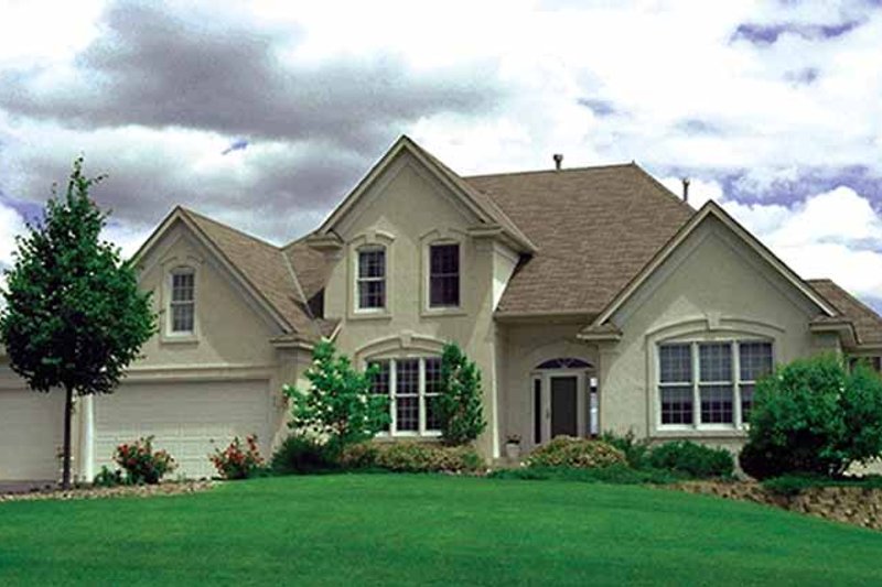 Architectural House Design - Traditional Exterior - Front Elevation Plan #51-897