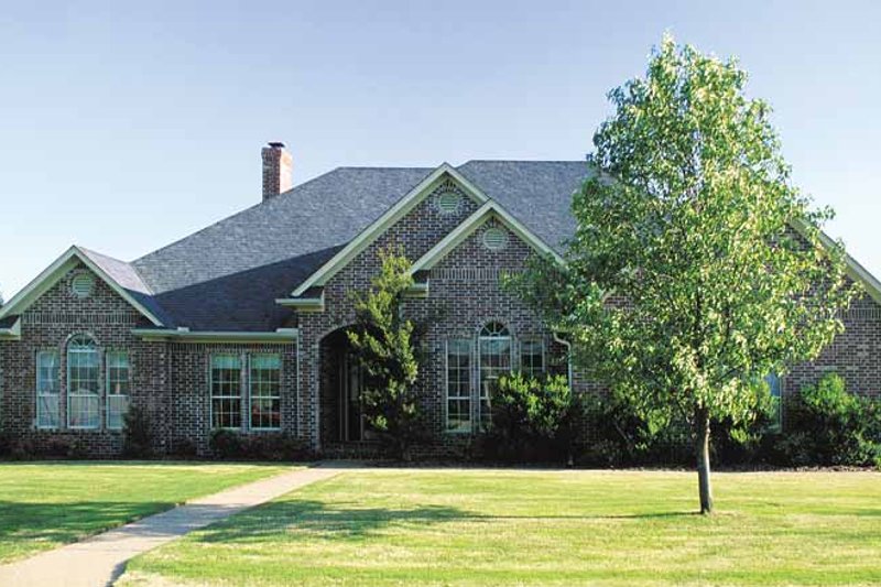 Home Plan - European Exterior - Front Elevation Plan #17-2732