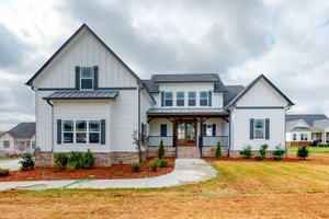 House Blueprint - Farmhouse Photo Plan #927-1009