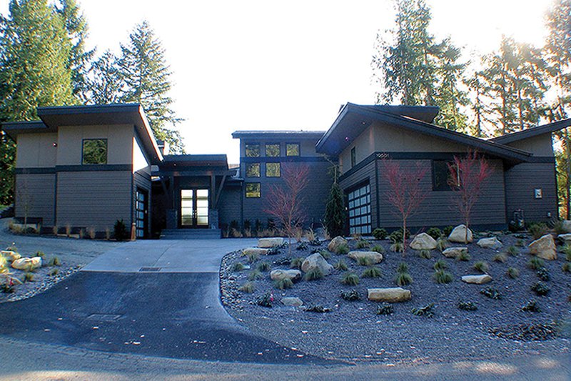 Dream House Plan - Exterior - Front Elevation 4 for Contemporary House Plan #132-563 - 3 bed, 3 bath