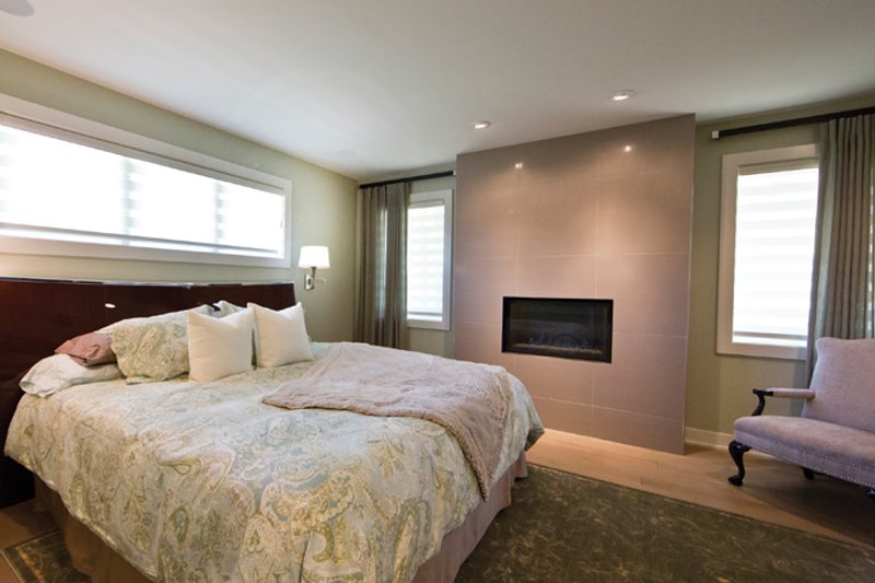 Architectural House Design - Interior - Master Bedroom for Contemporary House Plan #928-273 - 3 bed, 2.5 bath