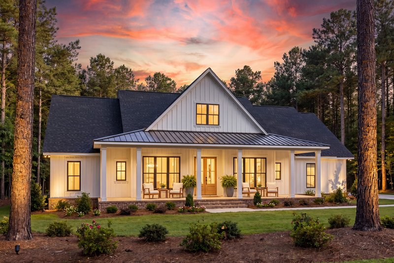 Dream House Plan - Exterior - Front Elevation 9 for Farmhouse House Plan #430-439 - 4 bed, 2.5 bath