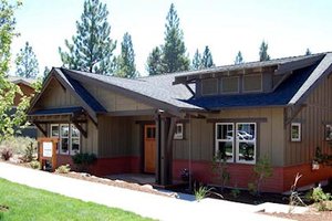 Home Plan - Bungalow Exterior - Front Elevation Plan #434-1