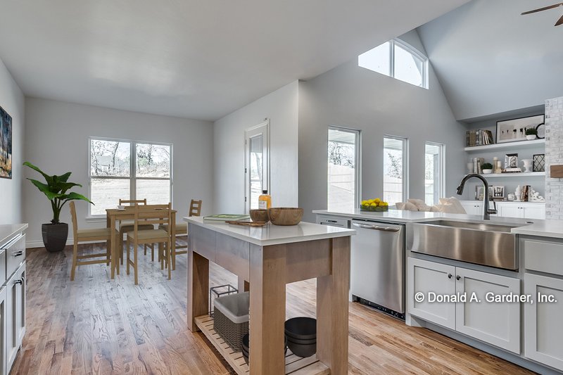 Architectural House Design - Interior - Kitchen for Farmhouse House Plan #929-1070 - 4 bed, 3 bath
