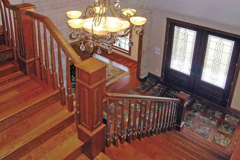 Home Plan - Interior - Entry 1 for Victorian House Plan #314-199 - 3 bed, 3 bath