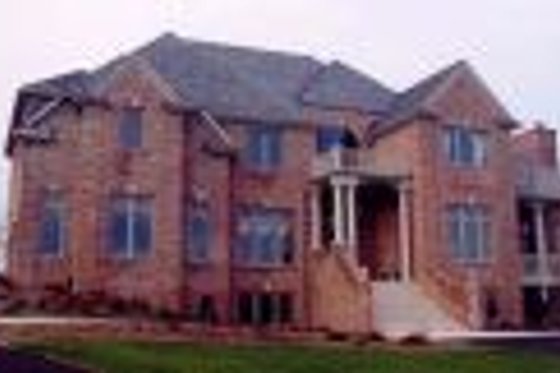 Photo 7 for European House Plan #119-240 - 4 bed, 3.5 bath