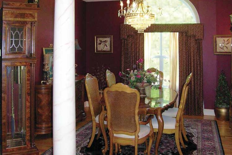 Dream House Plan - Interior - Dining Room for Ranch House Plan #456-81 - 3 bed, 2.5 bath