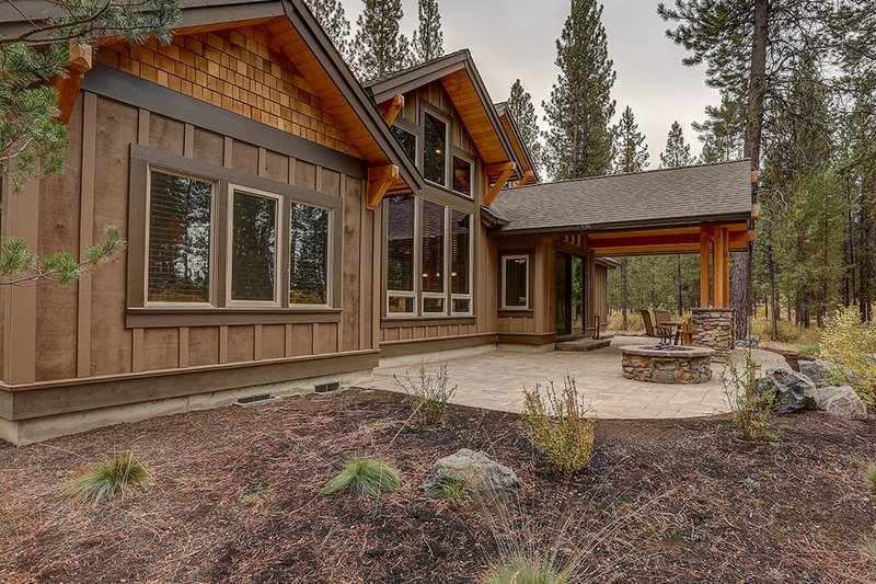 Dream House Plan - Exterior - Rear Elevation 2 for Craftsman House Plan #892-29 - 3 bed, 3.5 bath
