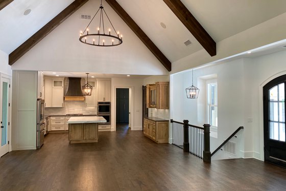 Interior - Kitchen 2 for Craftsman House Plan #437-115 - 4 bed, 3.5 bath