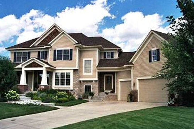 Craftsman Style House Plan - 3 Beds 2.5 Baths 3071 Sq/Ft Plan #51-226