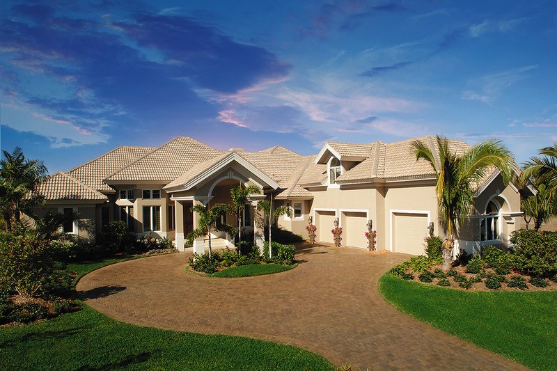 Home Plan - Mediterranean Exterior - Front Elevation Plan #930-491