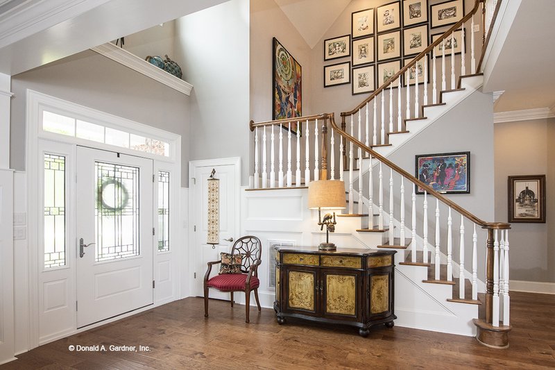Home Plan - Interior - Entry for Traditional House Plan #929-811 - 4 bed, 3.5 bath