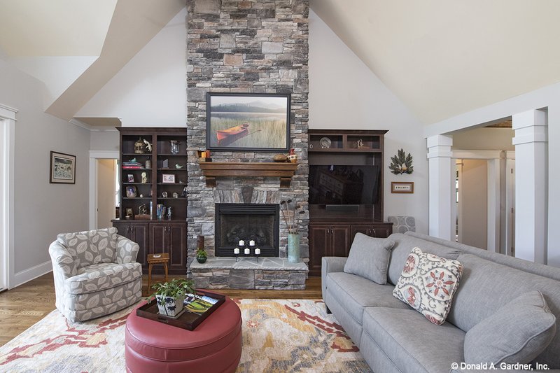 Dream House Plan - Interior - Family Room 1 for Craftsman House Plan #929-988 - 4 bed, 4 bath