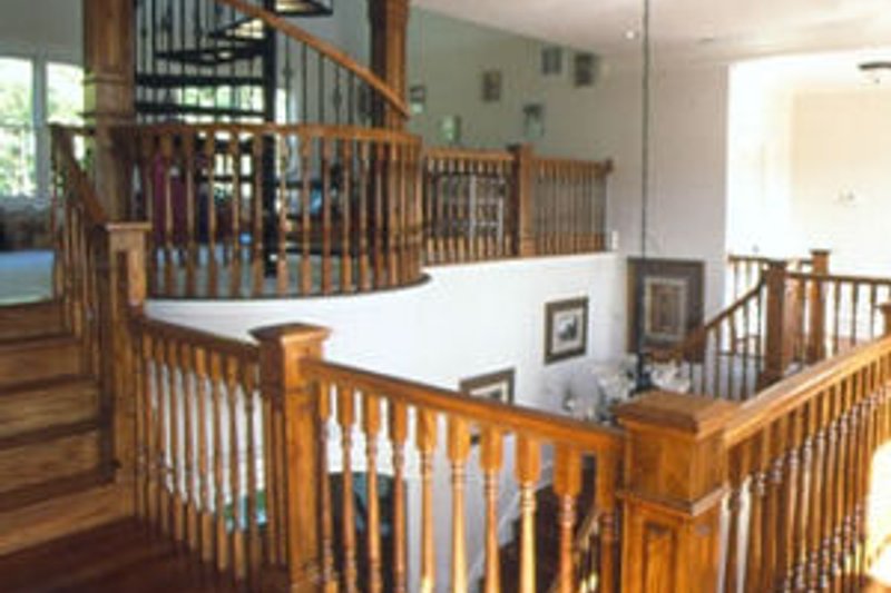 Architectural House Design - Photo 4 for European House Plan #20-1117 - 4 bed, 3.5 bath